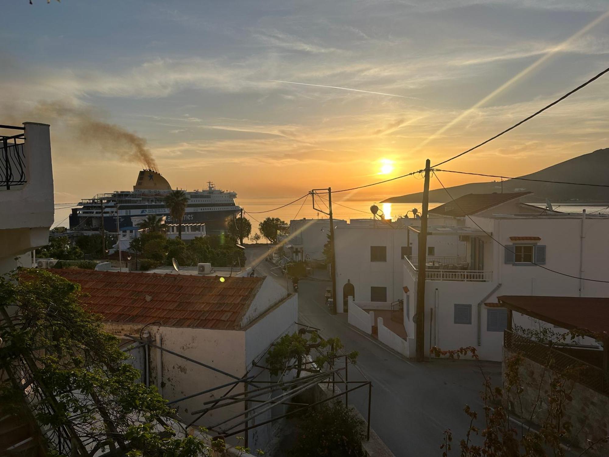 George Apartments Livadia  Exterior foto
