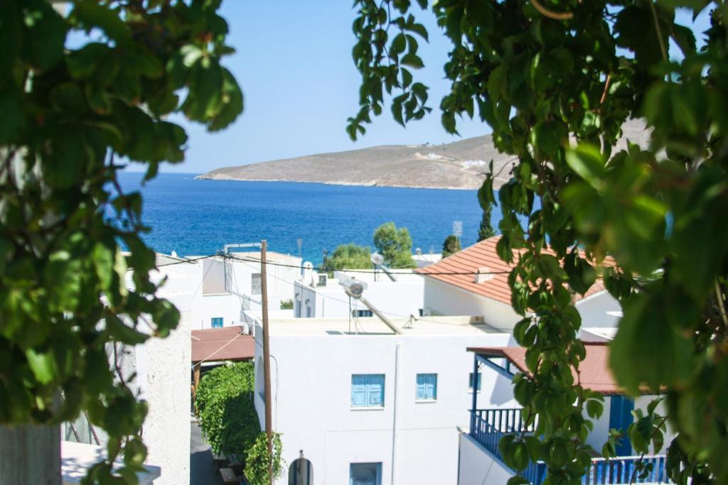 George Apartments Livadia  Exterior foto